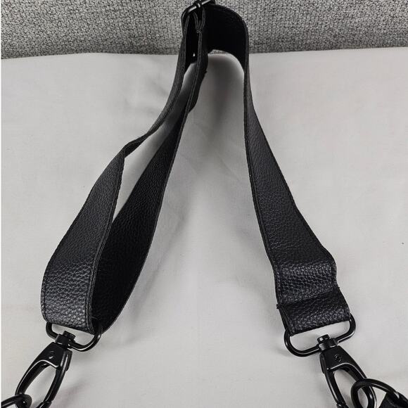 MELT COSMETICS BLACK SLING FANNY BAG CROSSBODY - 10" L x 6" H - ADJUSTABLE STRAP - Picture 9 of 12